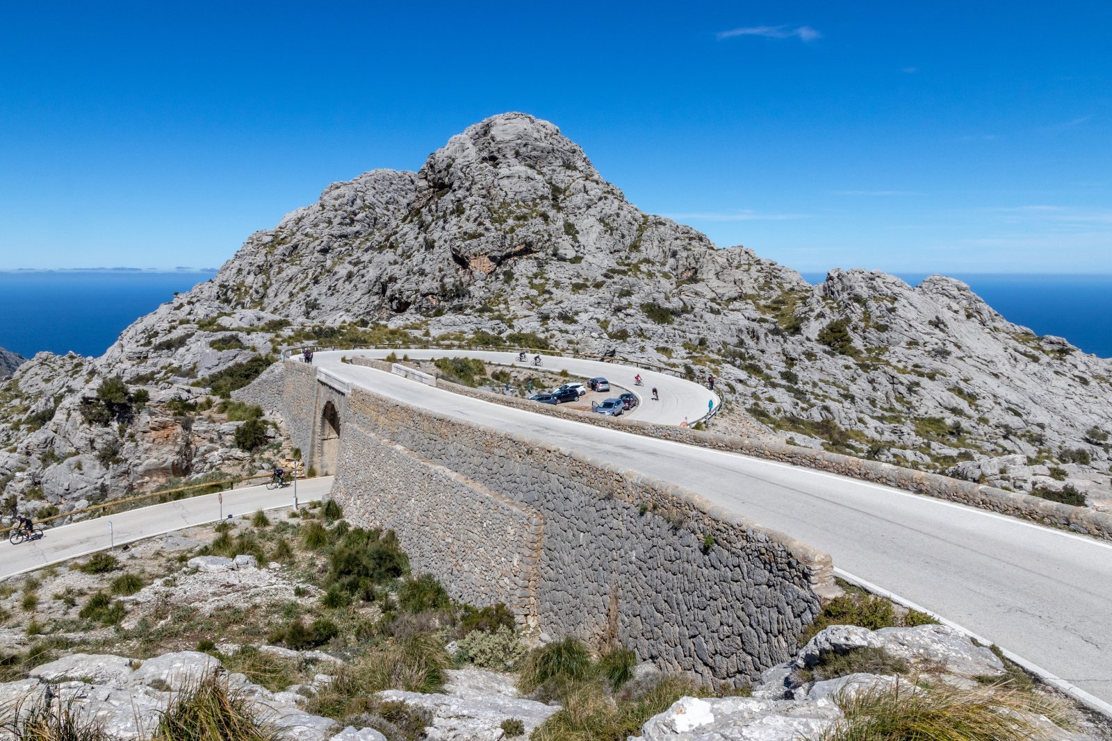 Route en lacets de Sa Calobra serpentant dans la Serra de Tramuntana